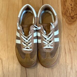 Steve Madden Brown and White Sneakers 7.5
